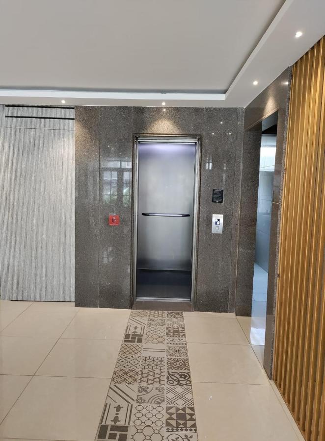 Regenta Inn 4Th Block Koramangala העיר בנגלור מראה חיצוני תמונה